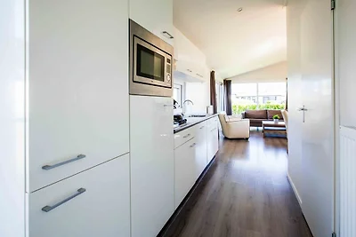 Modern chalet met vaatwasser in Noordwijk