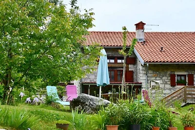 Encantadora casa de piedra NADIZA cerca del V...