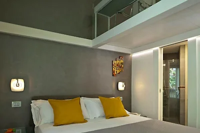 Elegant appartement in Chiaia