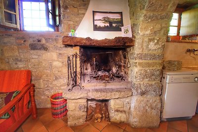 Großzügiges Bauernhaus in Ortignano mit Pool