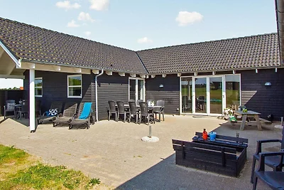 20 Personen Ferienhaus in Løkken