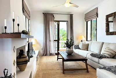 Villa in Nerja mit Pool und Garten