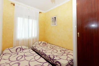 Komfortable Wohnung in Roses mit Poolblick