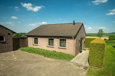 Bungalow indipendente, a 8 km.