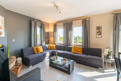 Einladendes Ferienhaus in Robertville mit...