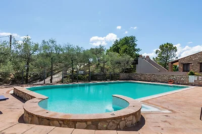 Elegante appartamento in Resort con piscina t...