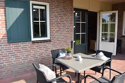 Komfortabler Bungalow in der Nähe der Veluwe