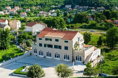 Apartments Azzurro- Three Bedroom Apartment w...