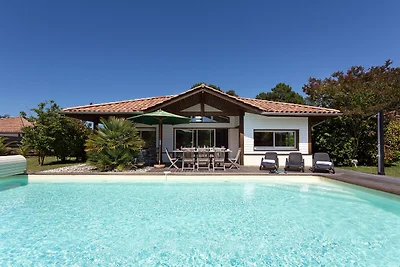 Villa mit privatem Schwimmbad vom Atlantik