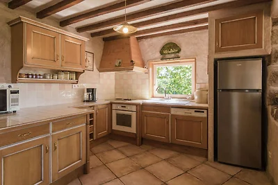 Moderna casa vacanze con piscina