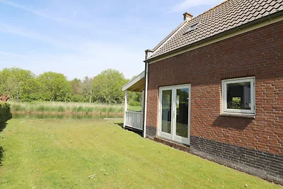 Bungalow am Wasser in Zuytland Buiten