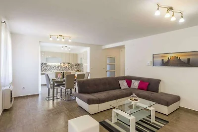 Vita Comfortable holiday residence