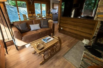 Wohnung in Les Allues mit Jacuzzi