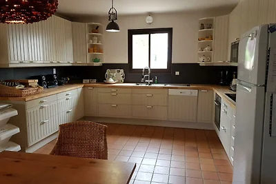 Großzügige Villa mit Swimmingpool in Canet