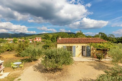 Detached home near the truffle capital of Aup...