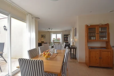 Piacevole appartamento con piscina