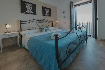 Tra la Rocca e il mare di Cefalù - CM