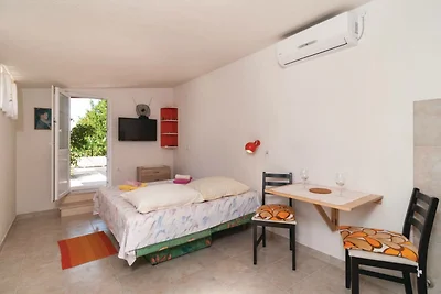 Holiday Home Blossom - Four Bedroom Holiday H...