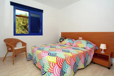 Spaziosa villa a Playa Blanca con piscina
