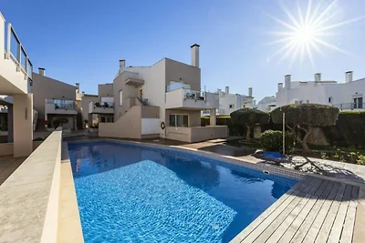 Appartement in Burgau met zwembad en balkon