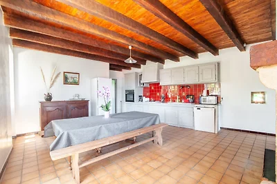 Vakantiehuis met privé zwembad in Loubéjac.