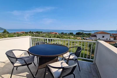 Apartment with Two Bathrooms