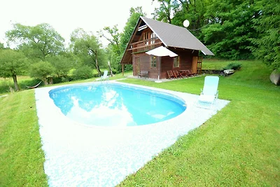 Ferienhaus in Bechyne mit Pool