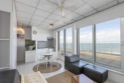 Mooi dakappartement met zeezicht