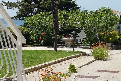 Vakantieappartement in Punat met barbecue