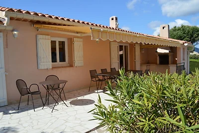 Helle Villa in Sainte-Maxime mit privatem...