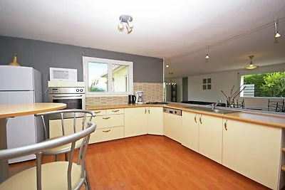 Schöne Villa in Vans mit privatem Pool