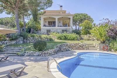 Gemütliche Villa in Arenys de Mar mit Pool