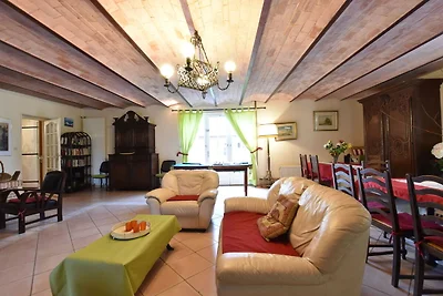 Tranquillo cottage a Englancourt con terrazza