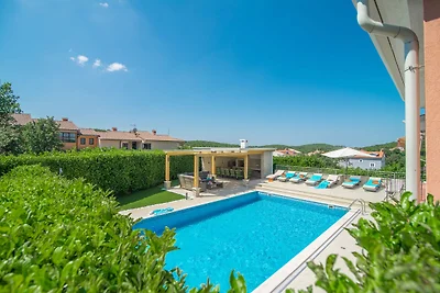 Moderne Villa in Rovinj mit privatem...