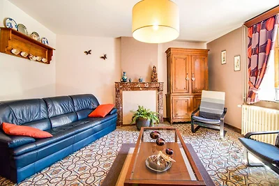 Vornehmes Ferienhaus in Matagne-La-Petite mit...