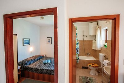 Schönes Apartment Sime in Pakostane, Dalmatie...