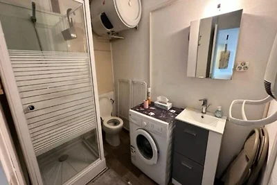 Apartment in Sablettes am Strand