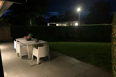 Bungalow in Zoutelande mit Schwimmbecken