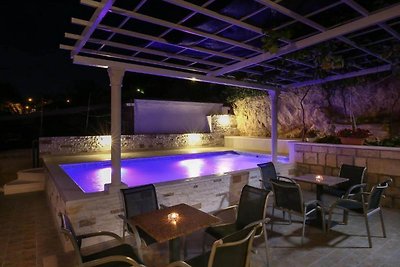 Guest House Kusalo- Double Room with Patio (S...