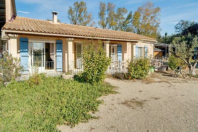 Villa mit Pool in Sorgues