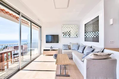 Hervorragende Wohnung mit Blick auf Mtboron