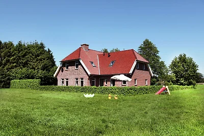 Casa colonica con soppalco per i giochi
