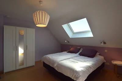 Villa in Stavelot mit Sauna und Außenpool