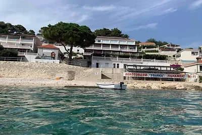 Apartments Franka Saplunara-Triple Room with ...