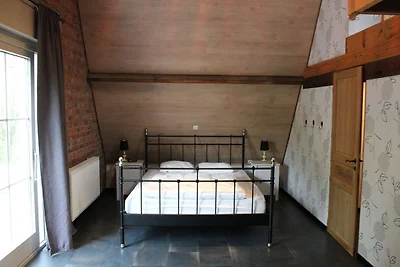 Geräumige Villa mit Sauna in Poperinge