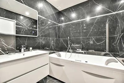 Chique studio met jacuzzi - 2P - vlakbij Pala...