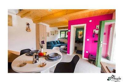 Ferienhaus in Zlarin mit Schwimmbecken