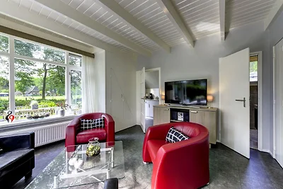 Attraktives Ferienhaus mit großem Garten