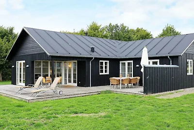 8 Personen Ferienhaus in Nysted-By Traum