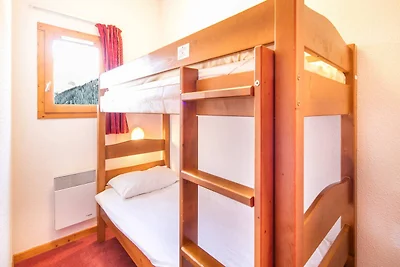 Atractivo apartamento con balcón/terraza.